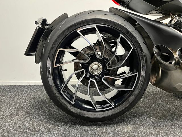 ducati - xdiavel-s