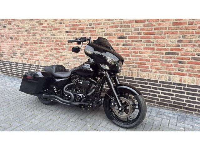 harley-davidson - street-glide-special-flhxs