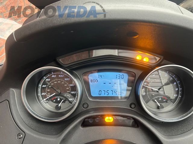 piaggio - mp3-500-hpe-sport-abs-asr