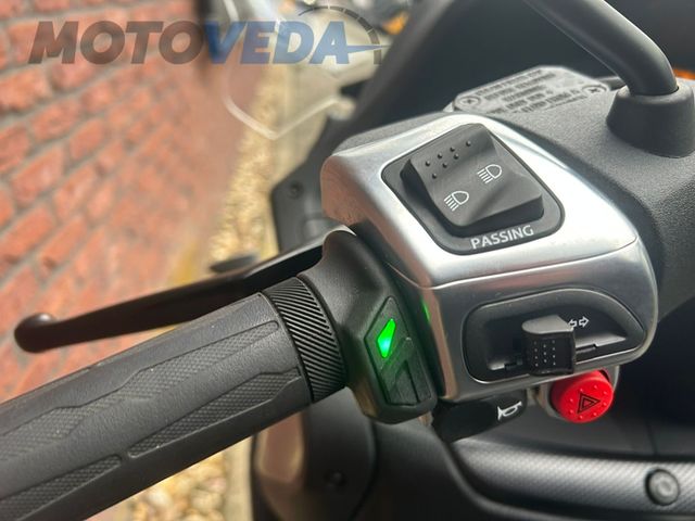 piaggio - mp3-500-hpe-sport-abs-asr