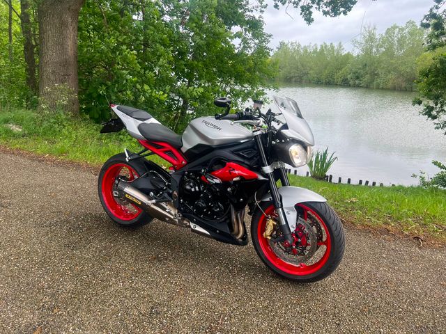 triumph - street-triple-rx-abs