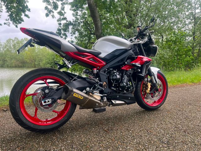triumph - street-triple-rx-abs