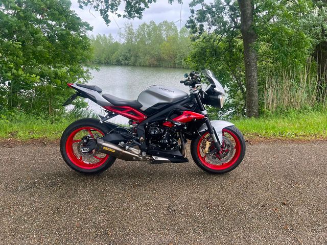 triumph - street-triple-rx-abs