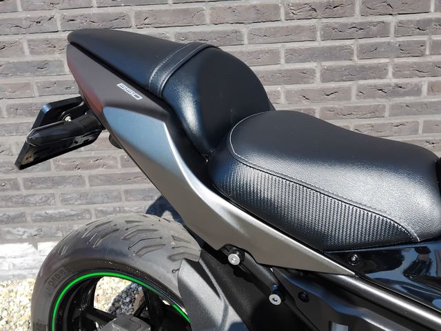 kawasaki - ninja-650