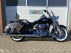 Harley-Davidson Road King Classic Flhrc Milwaukee 8 2017 occasion – foto 1 van 16