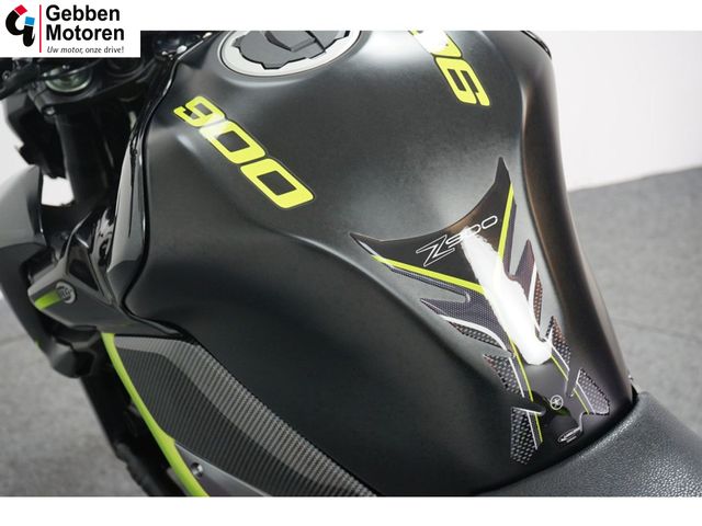 kawasaki - z900