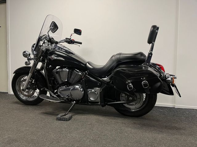 kawasaki - vn-900-classic