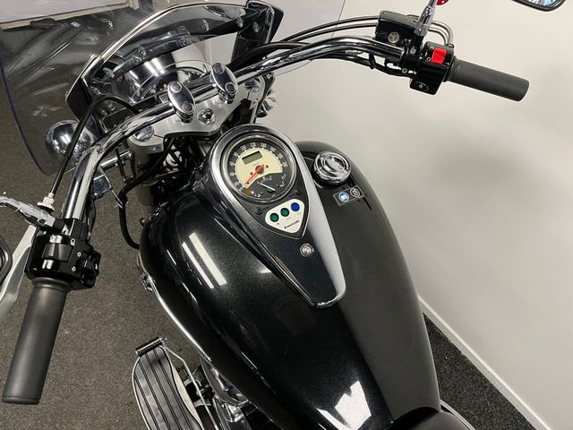 kawasaki - vn-900-classic