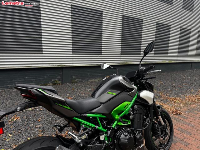 kawasaki - z900