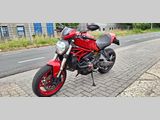 DUCATI MONSTER 821