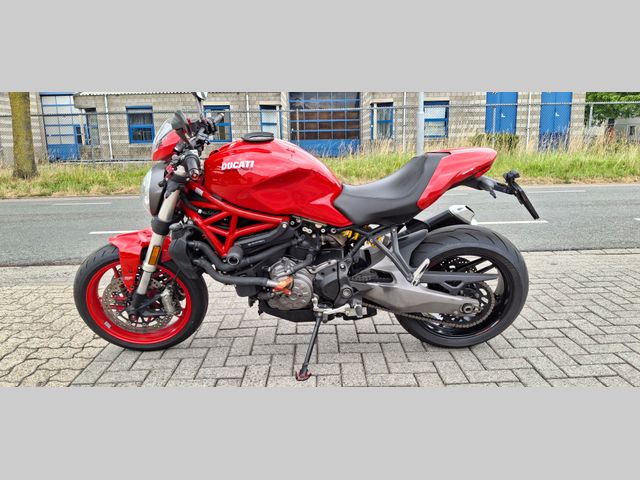 ducati - monster-821
