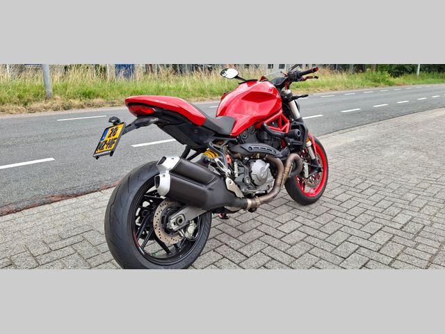 ducati - monster-821