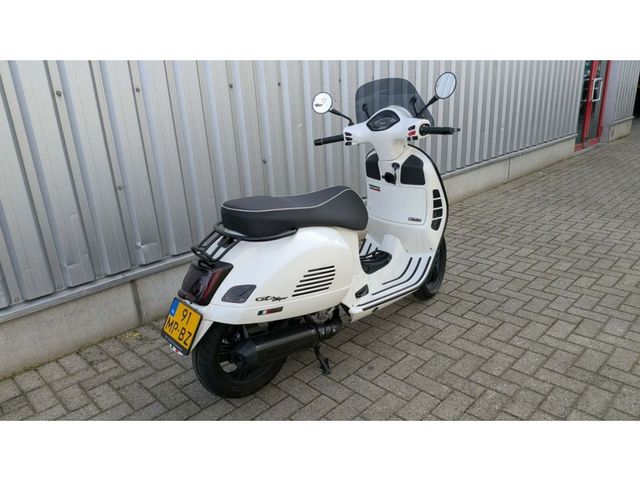 vespa - gts-300