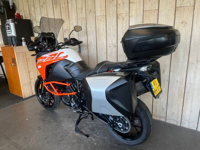 ktm - 1290-super-adventure-s