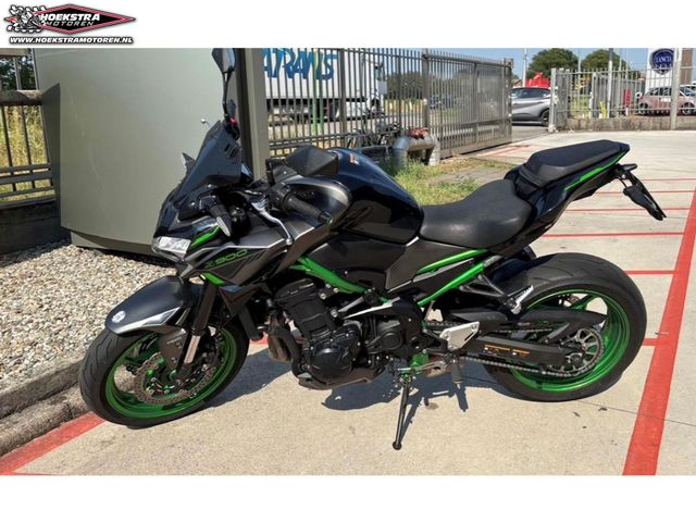 kawasaki - z900