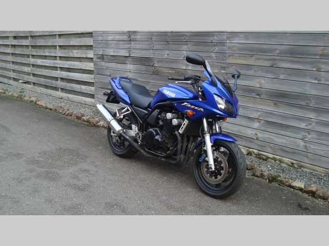 yamaha - fzs-600-fazer