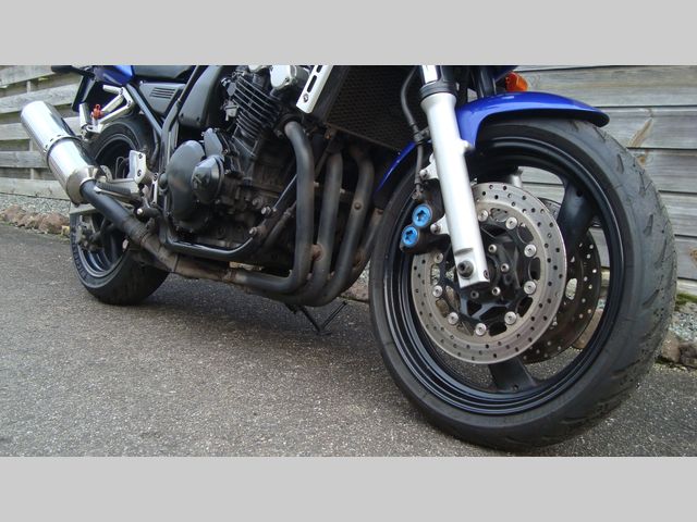 yamaha - fzs-600-fazer