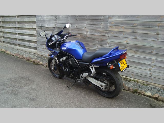 yamaha - fzs-600-fazer