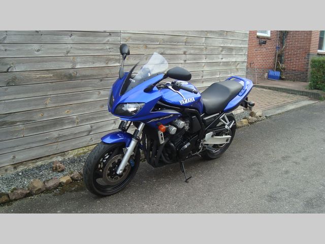 yamaha - fzs-600-fazer