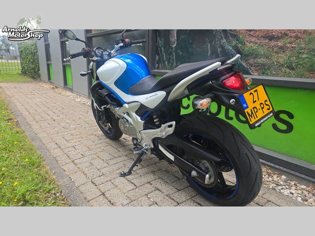 suzuki - sfv-650-gladius