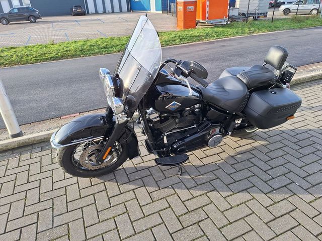 harley-davidson - heritage-classic-softail-flhc