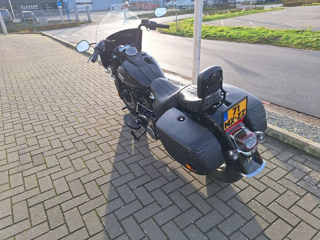 harley-davidson - heritage-classic-softail-flhc