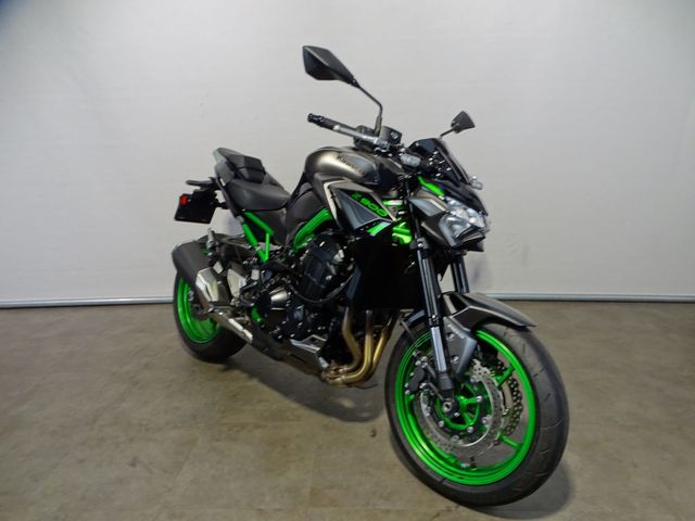 kawasaki - z900