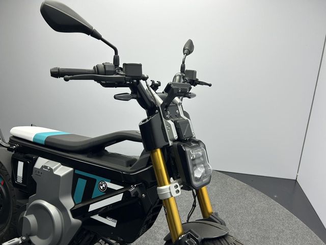 bmw - ce-02