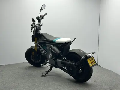 BMW CE 02 – foto 4