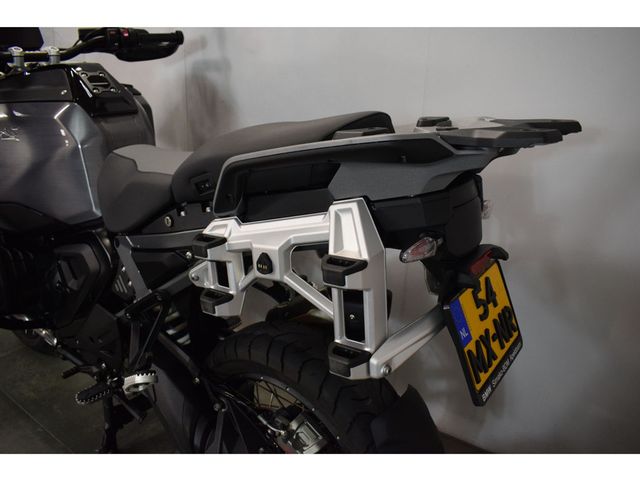 bmw - r-1300-gs-adventure