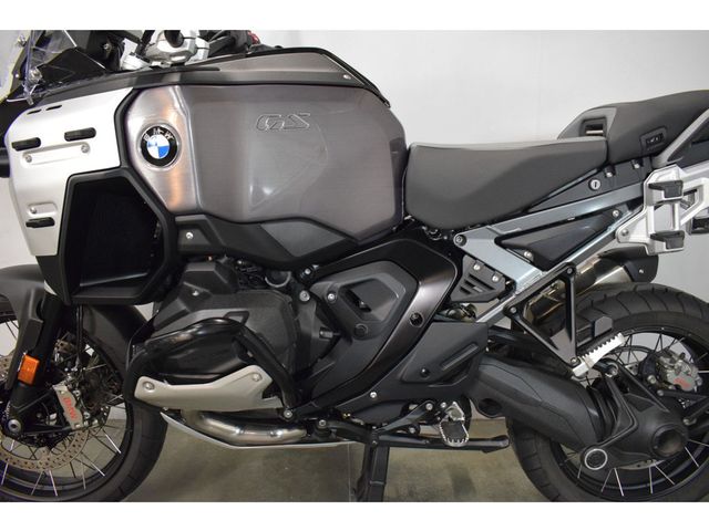 bmw - r-1300-gs-adventure