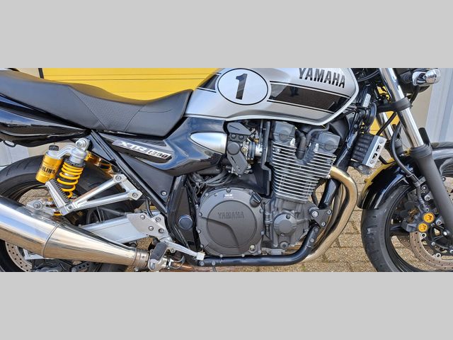 yamaha - xjr-1300