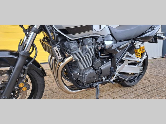 yamaha - xjr-1300