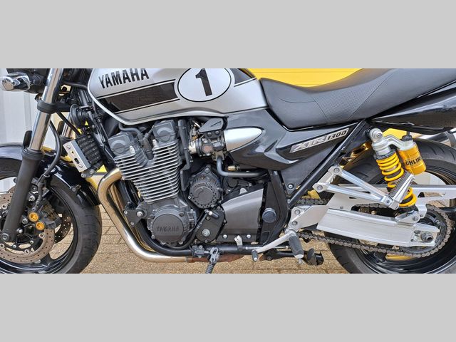 yamaha - xjr-1300