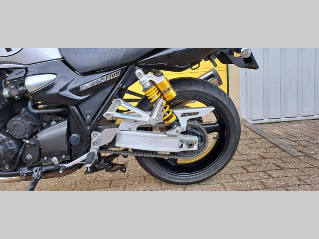 yamaha - xjr-1300