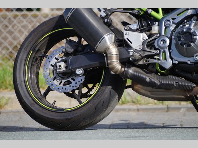 kawasaki - z900