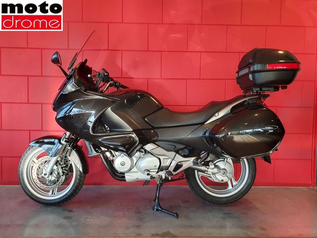 honda - nt-700-v-deauville