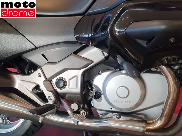 honda - nt-700-v-deauville