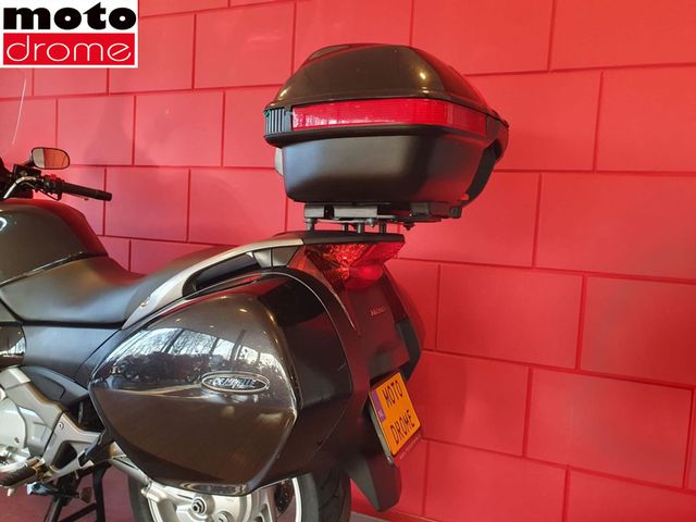 honda - nt-700-v-deauville
