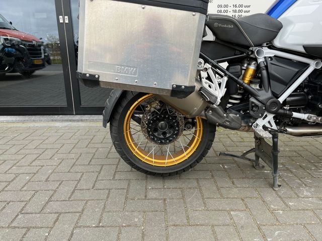 bmw - r-1250-gs-adventure