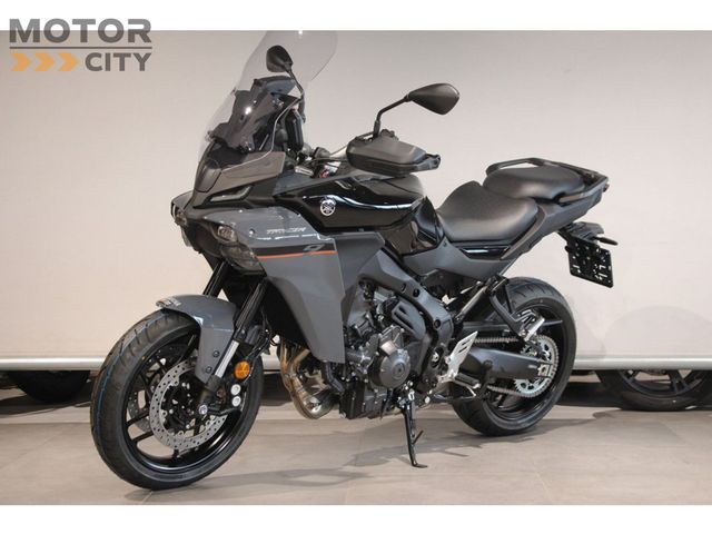 yamaha - tracer-9