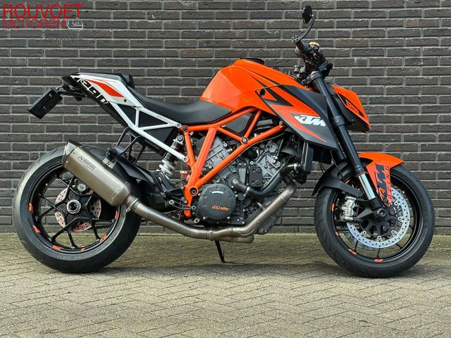 ktm - 1290-super-duke-r