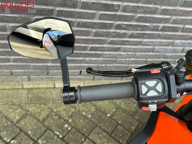 ktm - 1290-super-duke-r