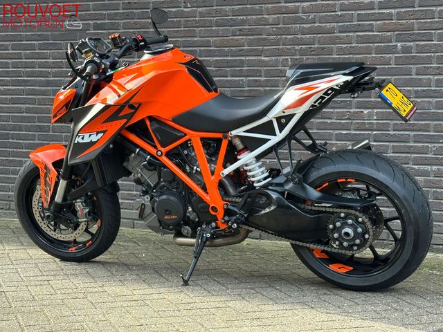 ktm - 1290-super-duke-r