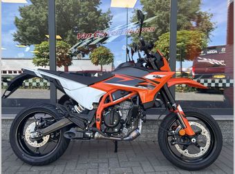 KTM 125 SMC R 2025 nieuw