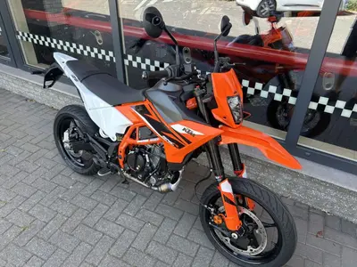 KTM 125 SMC R – foto 2