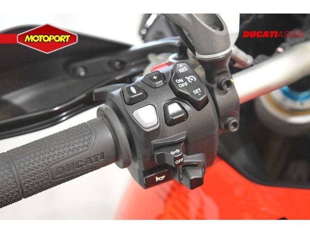 ducati - multistrada-v4-s-pikes-peak