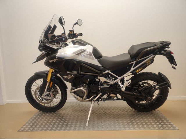 triumph - tiger-1200-rally-pro