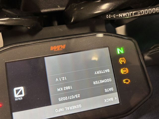 ktm - 890-duke-gp