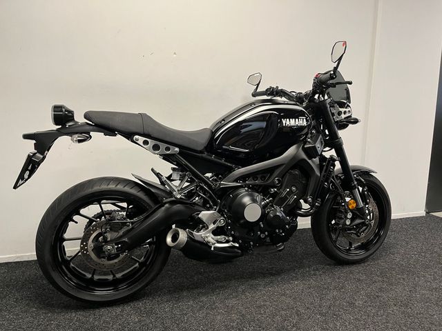 yamaha - xsr-900